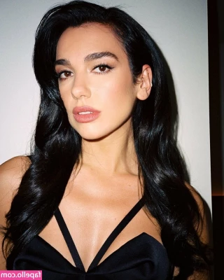 Dua Lipa [ dua-lipa ] - I m glad there are so many people who came in today  I m about to