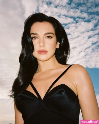 Dua Lipa [ dua-lipa ] - Quarantine got me horny
