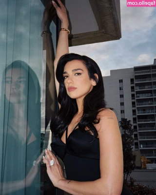 Dua Lipa [ dua-lipa ] - Good morning freaks 🤪