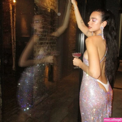 Dua Lipa [ dua-lipa ] - FREE DICK RATINGS 🍆👀 show me your dick daddy 🥰 I am wet af
