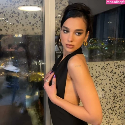 Dua Lipa [ dua-lipa ] - Heyy babes   Happy Freaky Friday with your Rad girl   Enjoy your sexy