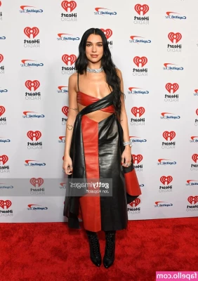 Dua Lipa [ dua-lipa ] - I don't want to see anything. Look at me and do everything with me