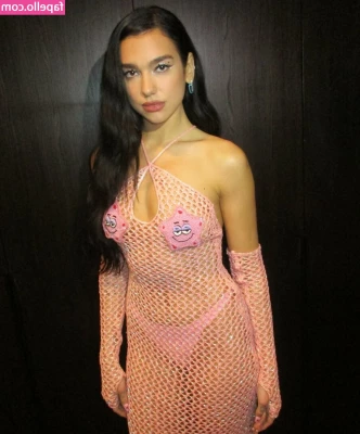 Dua Lipa [ dua-lipa ] - Hiya babes!! were you looking for a late night snack? •3•