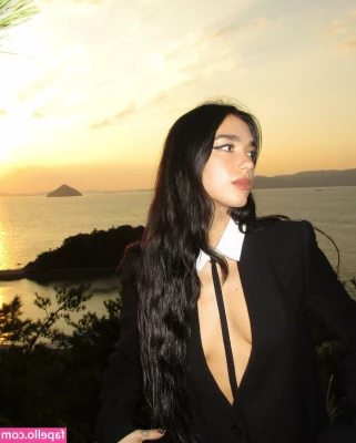 Dua Lipa [ dua-lipa ] - Let s stay in bed part 1