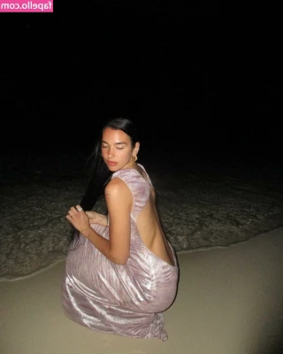 Dua Lipa [ dua-lipa ] - ____________  ONLINE NOW   Firm Asian pussy  meow_le  who will help