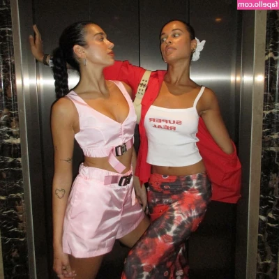 Dua Lipa [ dua-lipa ] - 🇺🇲 Hey bb! 🤭 Have you seen my last package? 📬🎁 