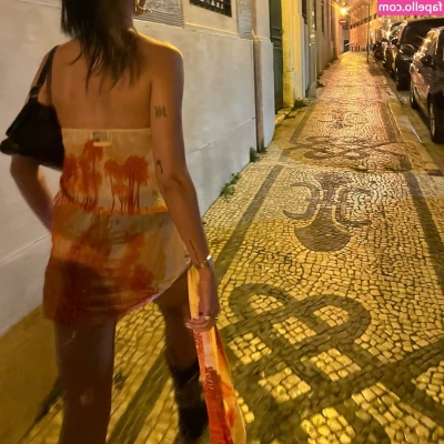 Dua Lipa [ dua-lipa ] - Grrr