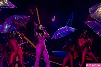 Dua Lipa [ dua-lipa ] - Wer will mich auspacken
