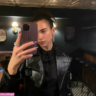 Dua Lipa [ dua-lipa ] - Do you like the Raven sets up for grabs today    I m happy to do