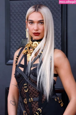 Dua Lipa [ dua-lipa ] - My HOT latina @emilyvergara friend is the BEST COCK SUCKER👅 💦