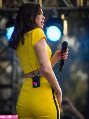 Dua Lipa [ dua-lipa ] - Do you like my butt plug? 💙