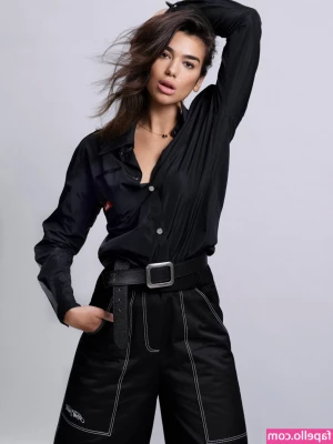 Dua Lipa [ dua-lipa ] - I hope everyone s July 4th was less epic then mine   Concussed 