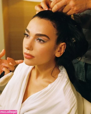 Dua Lipa [ dua-lipa ] - downward facing dog