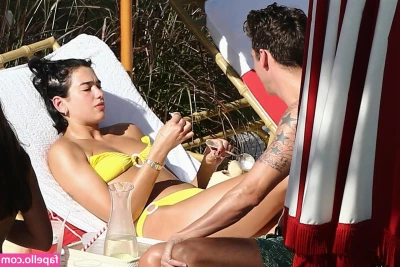 Dua Lipa [ dua-lipa ] - ROLE PLAY TIME  ITS LUNCH BREAK AND I ASK YOU TO COME OVER YOUR LUNCH