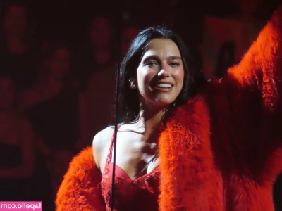 Dua Lipa [ dua-lipa ] - Lay with me