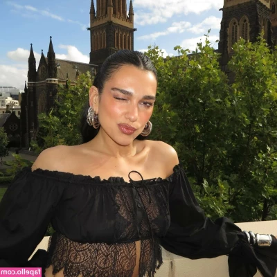 Dua Lipa [ dua-lipa ] - Just messing around with my new backdrop yesterday ☺️ Quality is part 2