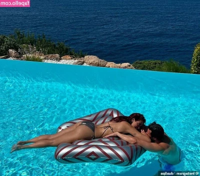 Dua Lipa [ dua-lipa ] - 😈 😱My sweets, who wants to see my hot content without