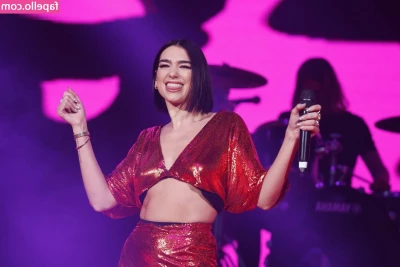 Dua Lipa [ dua-lipa ] - Rise and shine  y all  This bubba bear is fresh outta the shower and