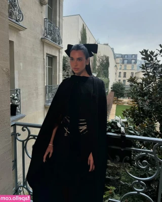 Dua Lipa [ dua-lipa ] - Buzzzz