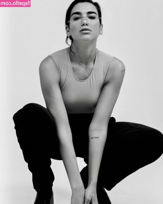 Dua Lipa [ dua-lipa ] - Ready to play honey