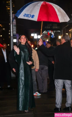 Dua Lipa [ dua-lipa ] - Look how I am today  so available so you can see how pretty my pussy