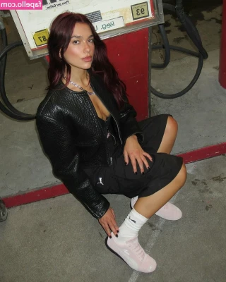 Dua Lipa [ dua-lipa ] - What would you do to be called Mine