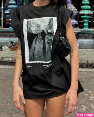 Dua Lipa [ dua-lipa ] - Buenas