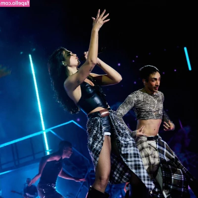 Dua Lipa [ dua-lipa ] - صحيت كذا 😭