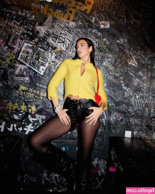 Dua Lipa [ dua-lipa ] - new thong  do you like it