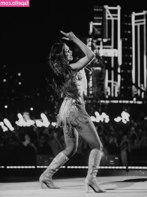 Dua Lipa [ dua-lipa ] - Would you eat my ass