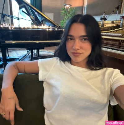 Dua Lipa [ dua-lipa ] - Quickie part 1