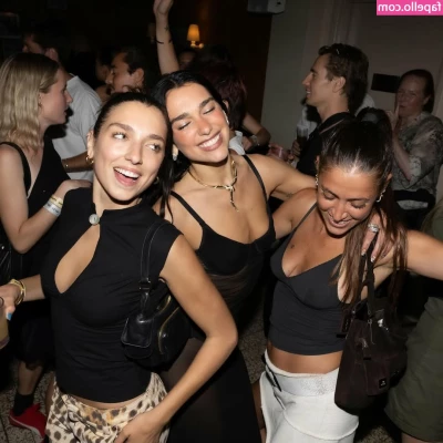 Dua Lipa [ dua-lipa ] - would you like to pet the 🐈?