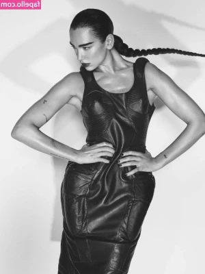 Dua Lipa [ dua-lipa ] - Swipe to see the toy that I’m gonna cum all over 😈