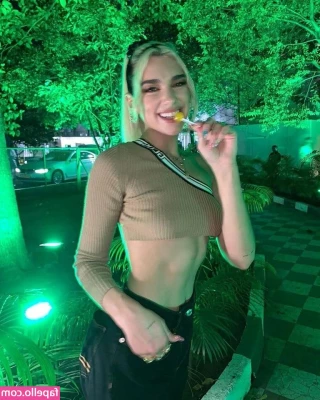 Dua Lipa [ dua-lipa ] - Clip of me fucking a hot furry daddy on my massage table