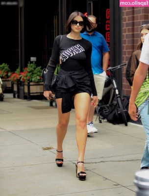 Dua Lipa [ dua-lipa ] - Thick Thigh Muscles part 1