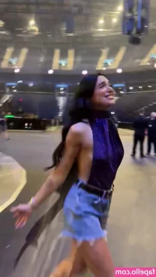 Dua Lipa [ dua-lipa ] - post show flexing part 1