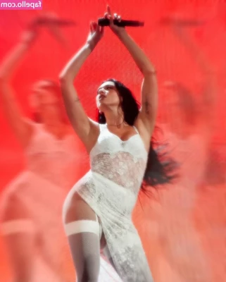 Dua Lipa [ dua-lipa ] - I said what what in the butt