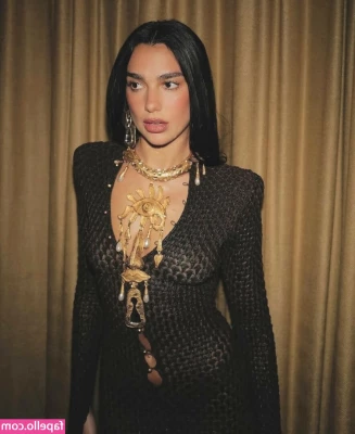 Dua Lipa [ dua-lipa ] - More lingerie  Sexy in red