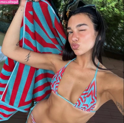 Dua Lipa [ dua-lipa ] - Tonight! 32min BG Interracial black on blonde video from 2017!