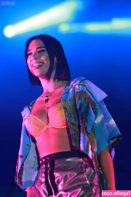 Dua Lipa [ dua-lipa ] - When should I do a bbc dildo show for cucks?