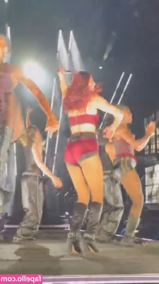 Dua Lipa [ dua-lipa ] - Hola bebitos  les dejo esta unos días de regalo  Imaginan hacerlo