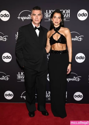 Dua Lipa [ dua-lipa ] - U still awake?