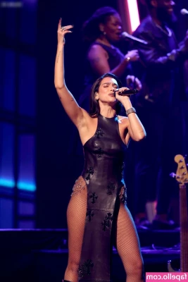 Dua Lipa [ dua-lipa ] - How s this color on me  Yay or Nay