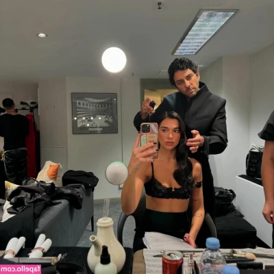 Dua Lipa [ dua-lipa ] - Come lick these toes in the package room