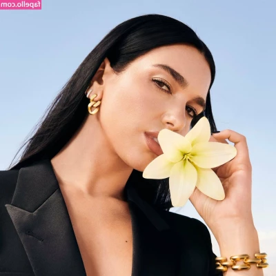 Dua Lipa [ dua-lipa ] - Yes daddy you see it I can kick my own boobs and love to it when your