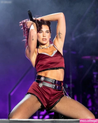 Dua Lipa [ dua-lipa ] - Una buena paja y a dormir 🤤🤤🔥🔥💦💦