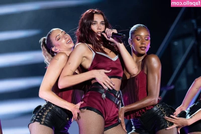 Dua Lipa [ dua-lipa ] - Guess where my dick is :3 part 1