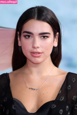Dua Lipa [ dua-lipa ] - This evening I'm naughty 🐥😅🔥🔥