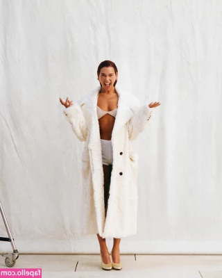 Dua Lipa [ dua-lipa ] - Embracing every curve 🥵