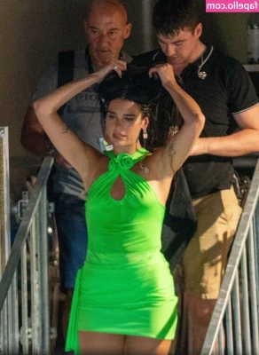 Dua Lipa [ dua-lipa ] - You can have a taste while I get one